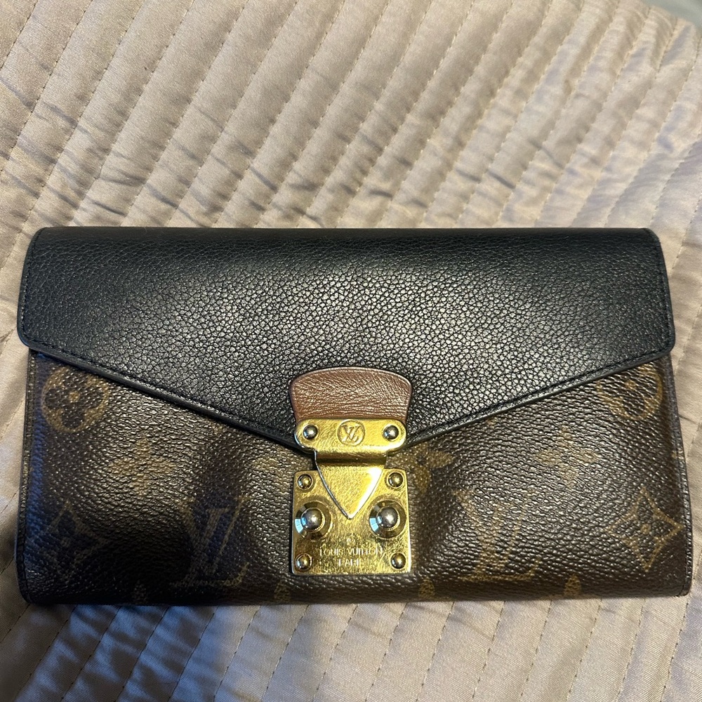 Louis Vuitton Black and Brown Monogram wallet